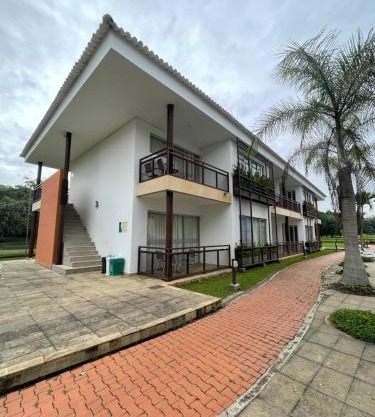 Lake House Resort Country Club & Spa