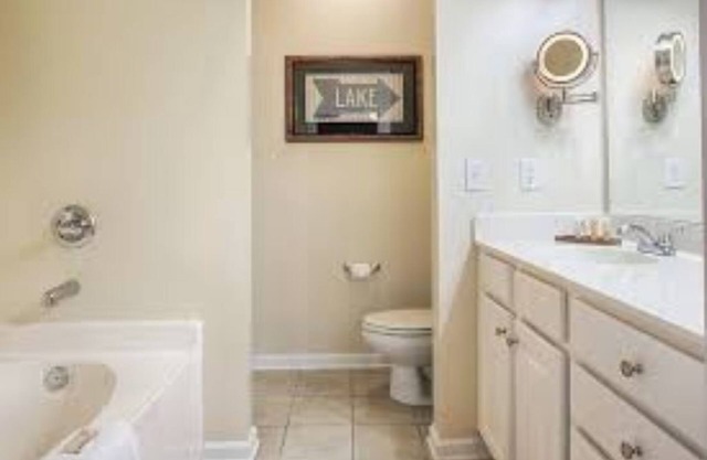 Lake Marion 3Bed/3Bath Deluxe!