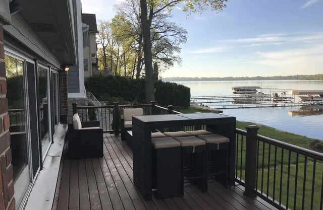 Lakefront Home of all sports Cass Lake