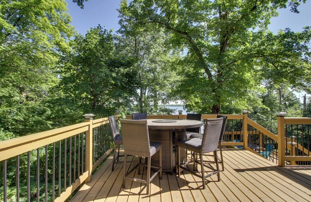 Lakefront Brainerd Cabin w/Fireplace!