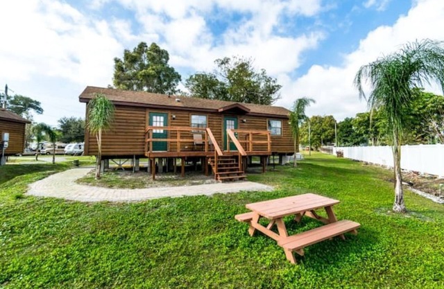 Lakefront Cabin 10min toBEACH Dogs OK Kayak, #411