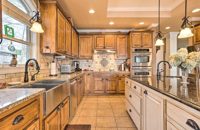 Lakefront House w/Game Room, Deck & Views!