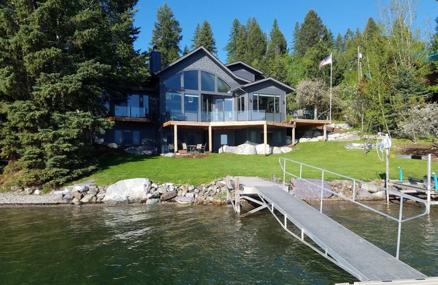 Lakefront Property on Whitefish Lake. walk out across the lawn to the dock !