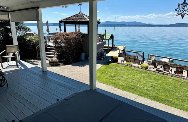 Lakefront Retreat on Flathead Lake, Close to Glacier National Park