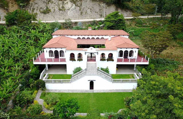 Lakefront Spanish Colonial Home with Panoramic views of Lake Atitlan