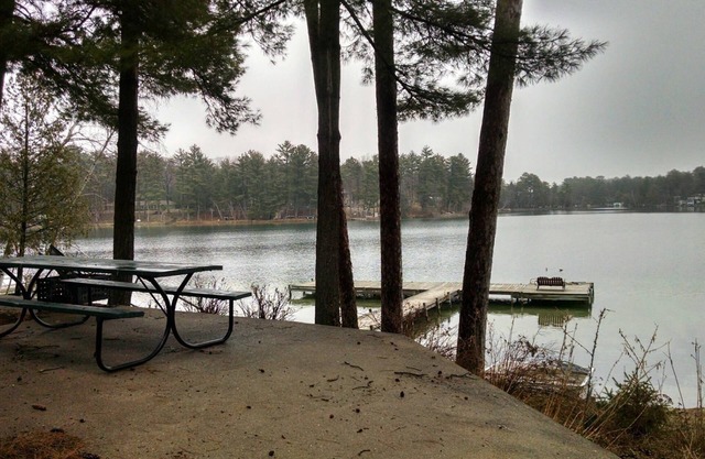Lakeside Cabin Retreat on Waupaca's Chain O'Lakes #2