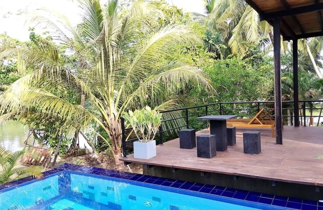 Lakeside Villa with Pool near Beaches