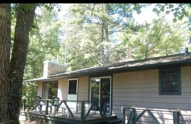 Lakeview Cottage on Big St. Germain Lake - your home away from home!