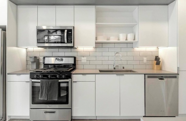 Landing | Amazing 1BD, Pool, Clubhouse