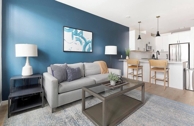 Landing | Amazing 1BD, Gym, Rooftop Lounge