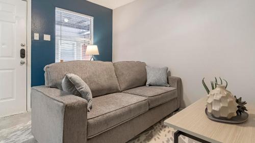 Landing Apartments - South San Antonio