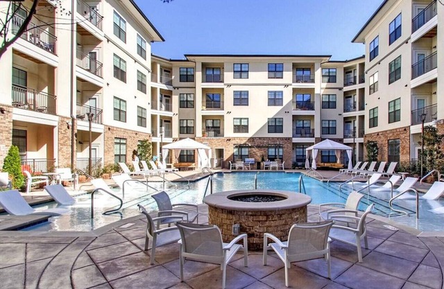 Landing at Avalon at Seven Springs Apartments - 2 Bedrooms in Seven Springs