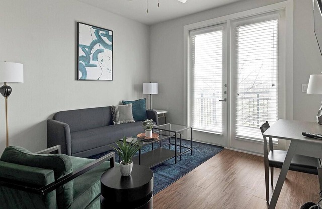 Landing at The Green at Plum Creek - 1 Bedroom .
