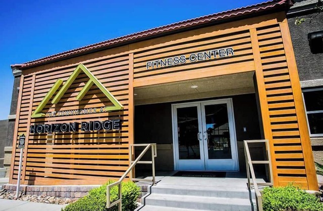 Landing at Townhomes at Horizon Ridge - 2 Bedrooms in Mc Cullough Hills