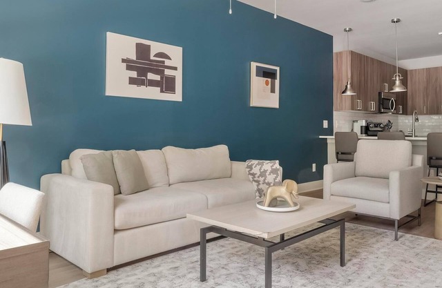 Landing | Chic 1BD, Game Room, Rooftop Lounge