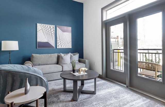 Landing | Chic 1BD, Gym, Courtyard