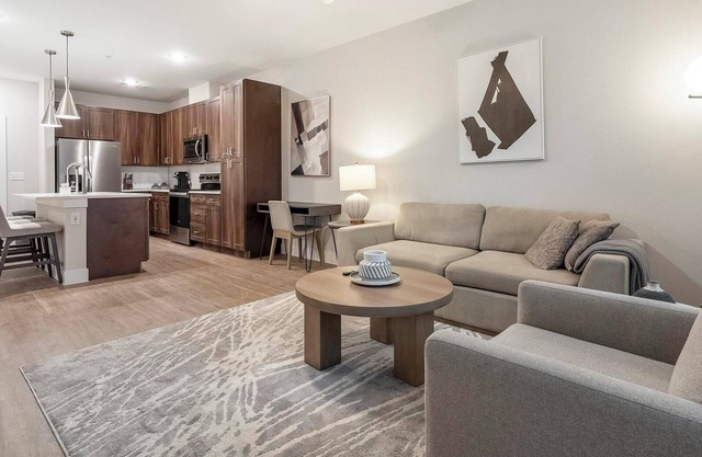 Landing | Incredible 1BD, Pool, Gym