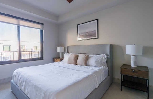 Landing | Incredible 2BD, Tennis Court, Pool