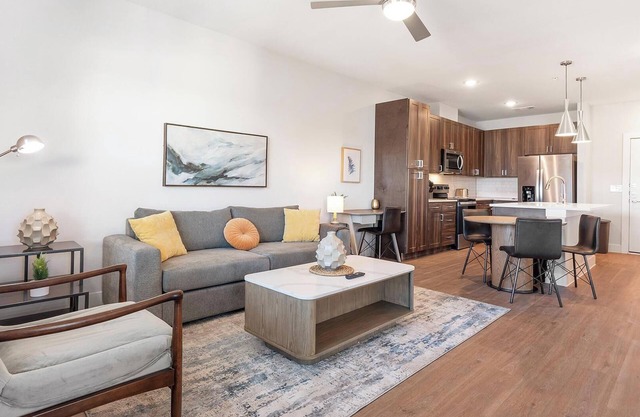 Landing | Modern 1BD, Pool, Gym