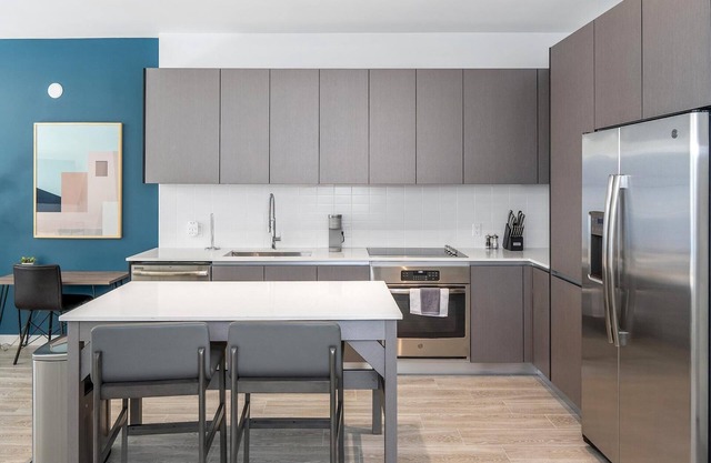 Landing | Spectacular 1BD, Clubhouse, Pool