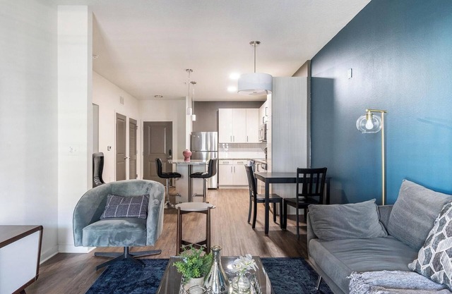 Landing | Spectacular 1BD, Pool, Courtyard