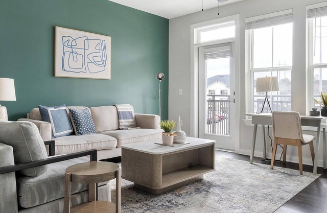 Landing | Spectacular 1BD, Pool, Gym