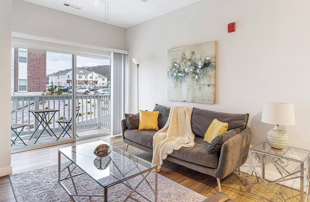 Landing | Stunning 2BD, Clubhouse, Gym