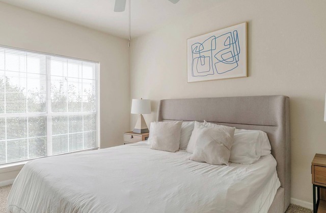 Landing | Stylish 1BD, Clubhouse, Pool