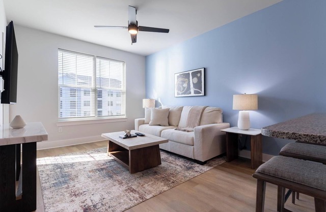 Landing | Stylish 1BD, Yoga Studio, Game Room