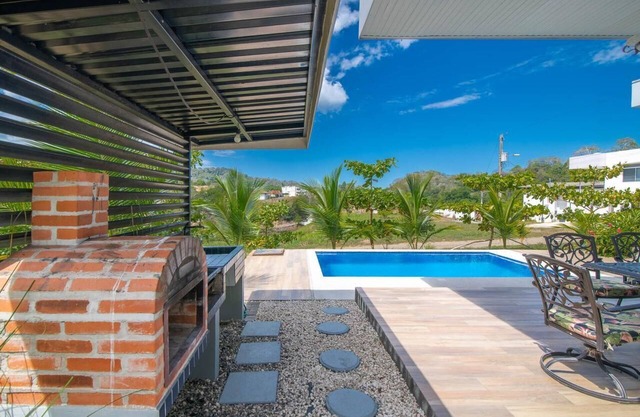 Lapas House