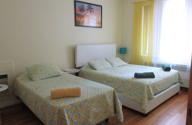 LARGE 3 BEDROOMS 20 MIN TO MANHATTAN