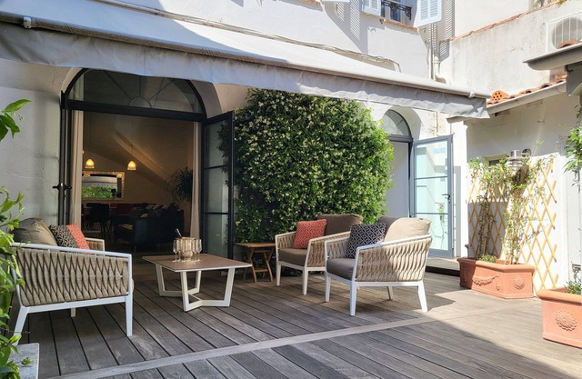 Large 4-star villa, 2 terraces, 100m from Palais des Festivals and beaches