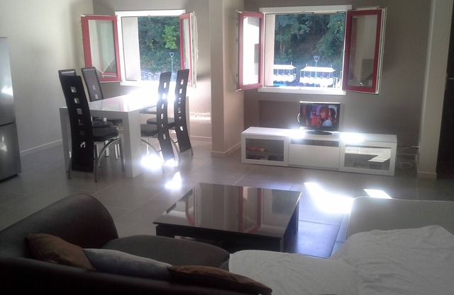 Large apartment 66M2, 2 minutes from downtown spa casino near the slopes