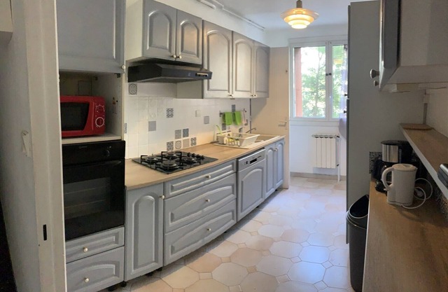 Large apartment close to the Calanques