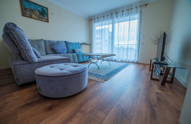 🔹 ✨ Large Bright Apartment | 3 Bedrooms | Downtown + Parking 🚗