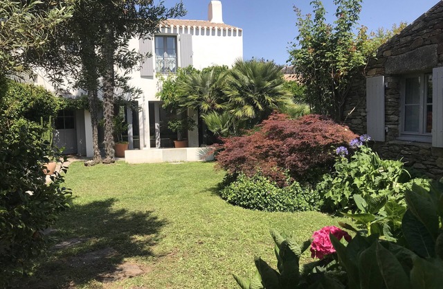 Large charming house 6 bedrooms 14 sleeps/5 bathrooms in Ker chalon Ile d'yeu