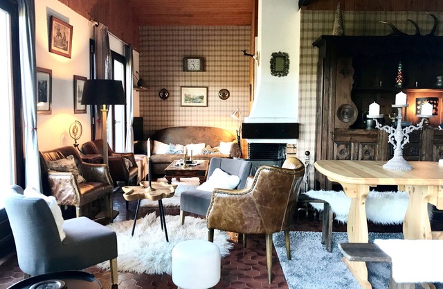 Large cosy chalet, exceptional view & charm, 8km Gérardmer/Alt 950m/Sauna/WIFI