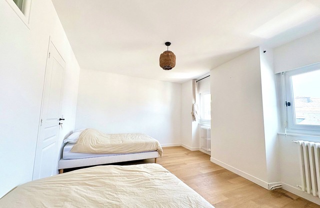 Large duplex with garden in Auray town center