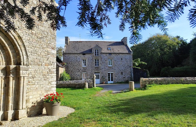 Large family home near the beach
