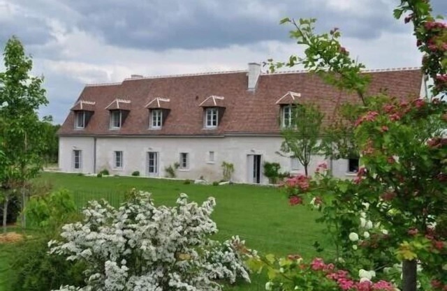 Large farmhouse, 5 épis (stars), every comfort, quiet, private pool 15 pers. max