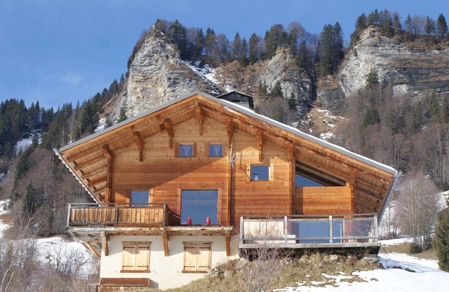 Large chalet labeled 4 * for 10 people with breathtaking Mont-Blanc view