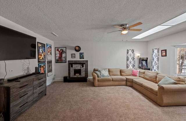 Large Groups Spacious Home!
