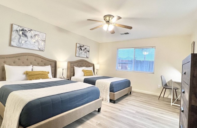 Large Home W/ComfyBeds &BBQGrill ForUpTo14 Guests