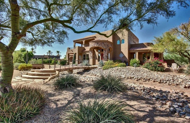 Large Home with 360 Degree City/Mountain Views - 3 Bedroom