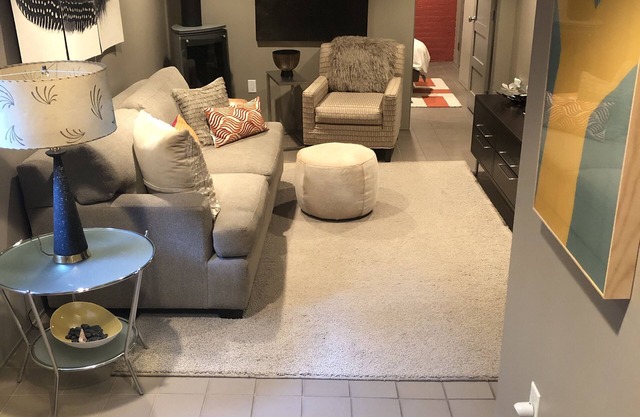 Large luxurious Private suite. Heart of Old Town