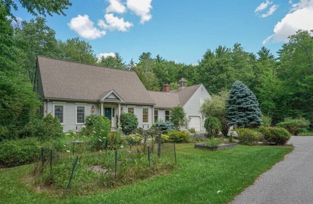 Large Private Maine Home with Pool in Gorham