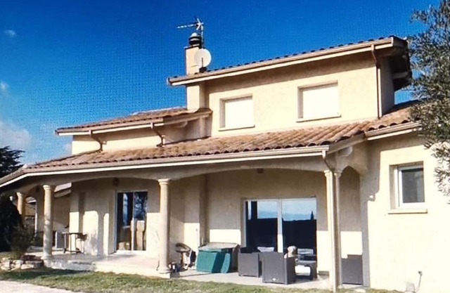 Large quiet house near Parc du Pilat