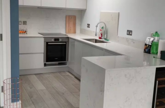 Large Remodelled 60 m2 Flat in Central London