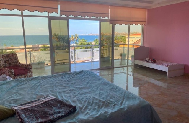 Large, spacious and clean house