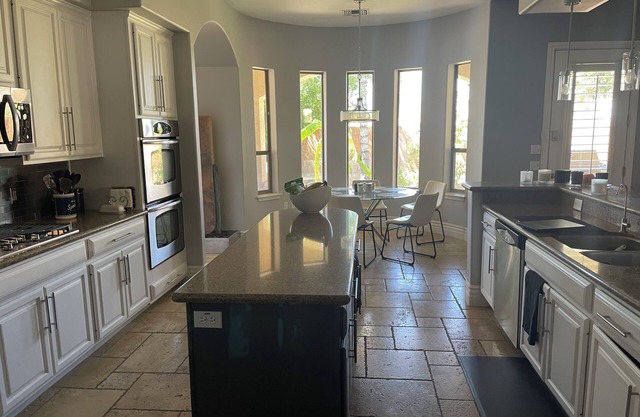 Large Spacious Bedroom with attached Jack&Jill bathroom